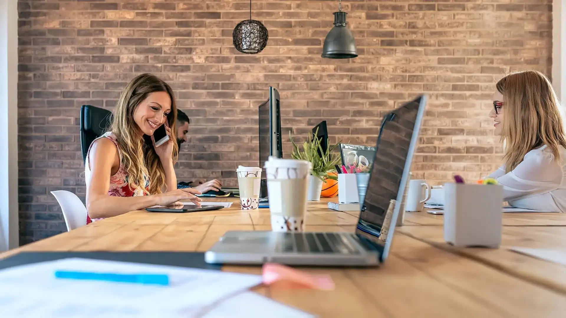 Trouvez Votre Espace de Travail Idéal avec Urbidesk : Filtrage, Triage, Sélection Intuitive et Gestion de Liste